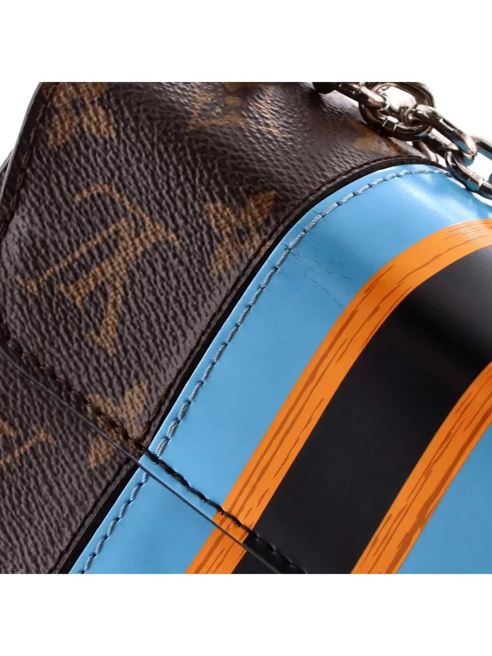 Louis Vuitton Twist Handbag Limited #237625L21B